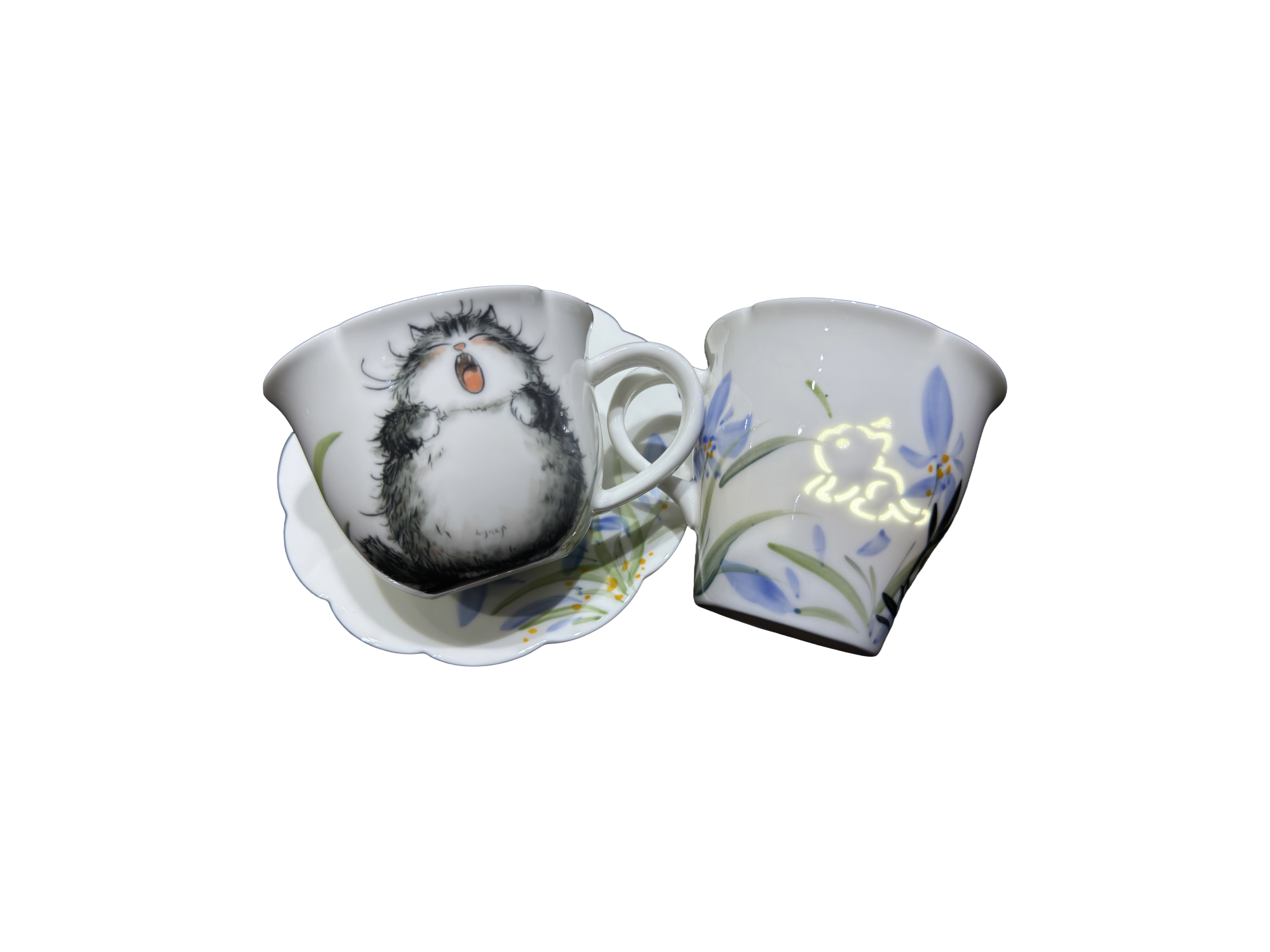 Tasse en porcelaine Iris de brume avec portrait d’animal peint à la main et soucoupe assortie