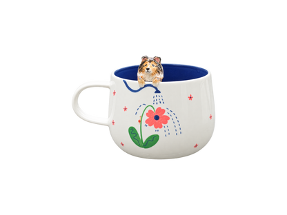 Tasse personnalisée Le jardin en fleurs avec figurine d’animal sculptée et peinte à la main